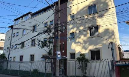Excelente apartamento de 2 quartos no Manoel Honório