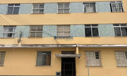 Apartamento de 2 quartos no coração de Juiz de Fora
