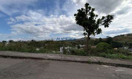 Terreno à venda na Rua Francisco Baptista de Oliveira, Aeroporto, Juiz de Fora