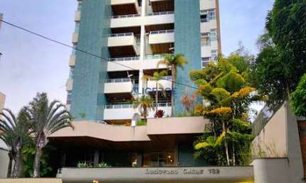 Apartamento em área nobre  3 quartos com 2 vagas e lazer