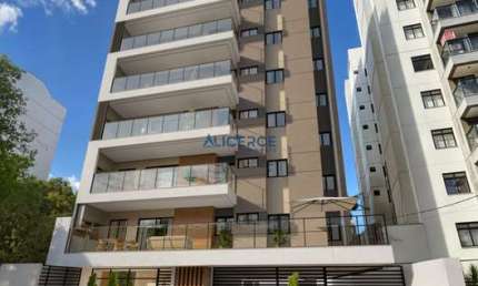 Maravilhoso Garden de 3 quartos com suíte no Estrela Sul