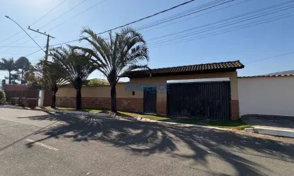 Maravilhosa granja em condomínio fechado em Juiz de Fora