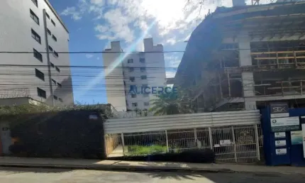 Casa com 5 quartos à venda na Rua Pasteur, Centro, Juiz de Fora