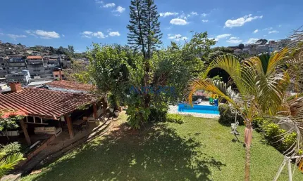 Casa com 4 quartos à venda na Rua Professor Francisco Faria, Bairu, Juiz de Fora