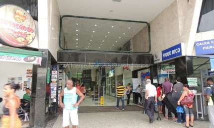 Ponto comercial para alugar na Rua Benjamin Constant, Centro, Juiz de Fora
