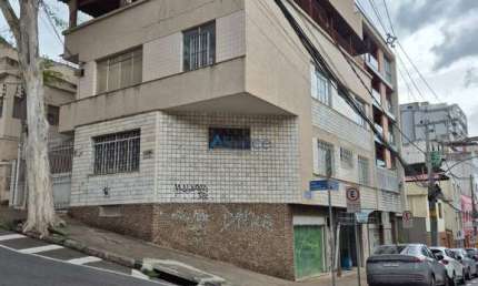 Casa com 2 quartos para alugar na Rua Halfeld, Centro, Juiz de Fora