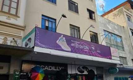 Sala comercial para alugar na Rua Batista de Oliveira, Centro, Juiz de Fora