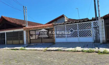 Casa com 2 quartos, Maracanã, Praia Grande - R$ 300 mil, Cod: 216