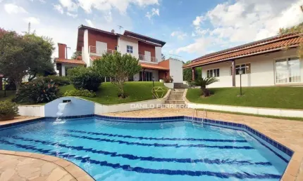Casa com 4 dormitórios à venda, 488 m² por R$ 2.500.000,00 - Condomínio Village Castelo - Itu/SP