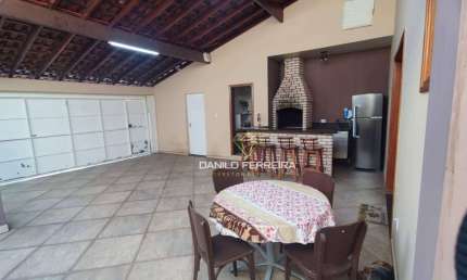 Casa com 3 dormitórios à venda, 138 m² por R$ 880.000,00 - Parque Residencial Presidente Médici - Itu/SP