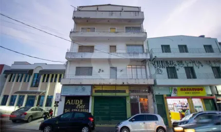 Prédio à venda na Rua Padre Marçal, Centro, São Roque