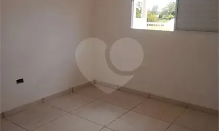 Casa com 2 quartos à venda na Renato Lippi, Jardim dos Ipês, Mairinque