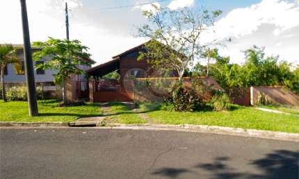 Casa com 3 quartos à venda na Doutor Durval Villaca, Jardim Villaça, São Roque