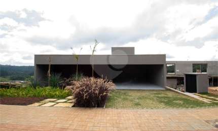 Casa com 5 quartos à venda em Vila Darcy Penteado (mailasqui) - SP