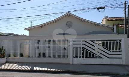Casa com 3 quartos à venda em Jardim Bandeirantes - SP