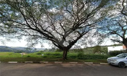 Terreno à venda em Taipas De Pedras (mailasqui) - SP