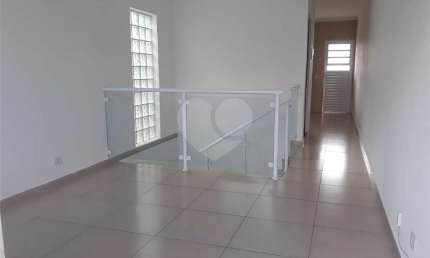 Casa com 2 quartos à venda ou para locação em Vila Santa Rosália - SP