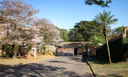 Condomínio com 2 quartos para locação em Bairro Do Cambará - SP