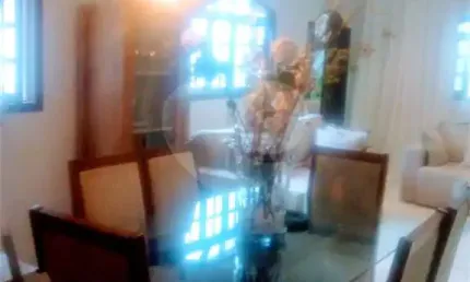 Sobrado com 4 quartos à venda em Jardim Saint Moritz - SP