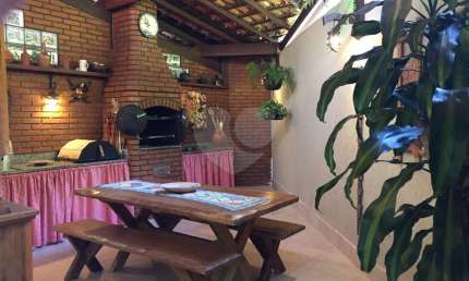 Condomínio com 4 quartos à venda em Jardim Rosa Maria - SP