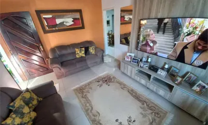 Casa térrea com 2 quartos à venda em Jardim Das Palmas - SP