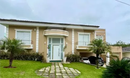 Condomínio com 4 quartos à venda em Jardim Indaiá - SP