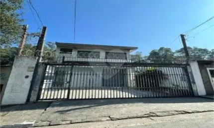 Prédio inteiro para locação em Jardim Esmeralda - SP