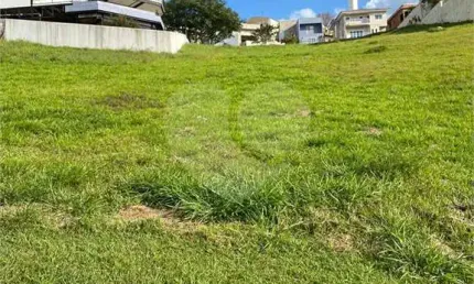 Condomínio com 1 quartos à venda em Jardim Caiapiá - SP
