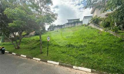 Condomínio com 1 quartos à venda em Jardim Indaiá - SP
