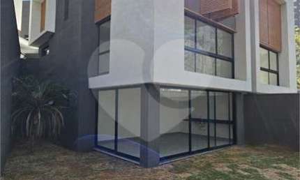 Condomínio com 4 quartos à venda em Jardim Panorama - SP