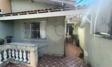Sobrado com 4 quartos à venda em Jardim Catanduva - SP