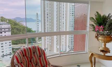 Imóvel pronto para morar próximo a roda gigante com vista mar