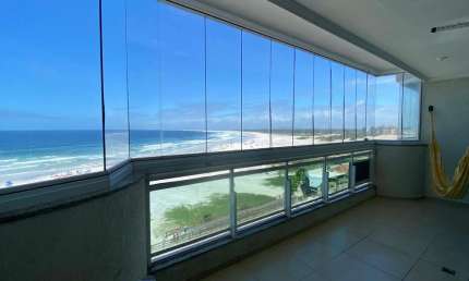 APARTAMENTO 3SUITES COM VISTA PARA O MAR DE FRENTA &#192; PRAIA GRANDE EM ARRAIAL DO CABO