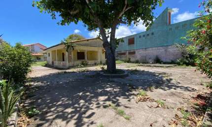 TERRENO COM 1011M&#178; NA PRAIA DOS ANJOS EM ARRAIAL DO CABO/RJ