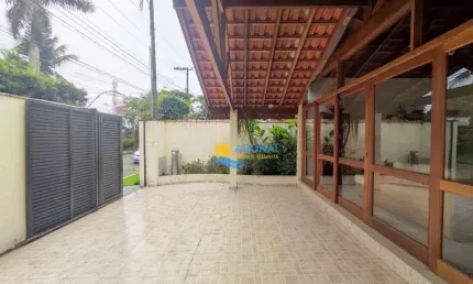 Casa com 3 dormitórios à venda, 150 m² por R$ 800.000,00 - Perequê - Guarujá/SP
