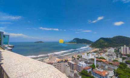 Cobertura à venda na Praia do Tombo, 3 Dormitórios, Vista mar, 2 Vagas.