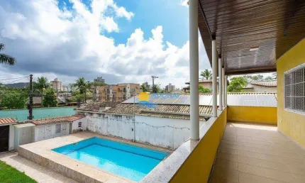 Casa com 6 dormitórios à venda, 265 m² por R$ 900.000,00 - Jardim Guaiuba - Guarujá/SP
