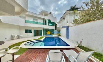 Casa com 5 dormitórios à venda, 560 m² por R$ 2.790.000,00 - Balneário Praia do Pernambuco - Guarujá/SP