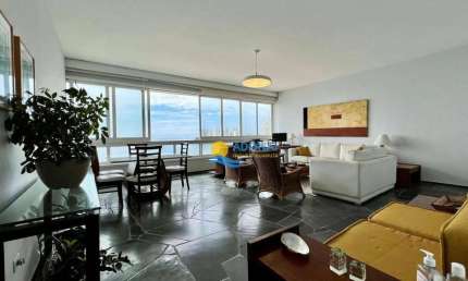 Apartamento com 3 dormitórios à venda, 176 m² por R$ 1.200.000,00 - Pitangueiras - Guarujá/SP