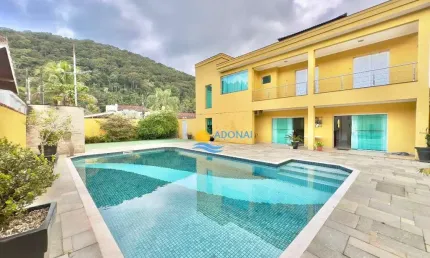 Casa com 5 dormitórios à venda, 400 m² por R$ 2.200.000,00 - Balneário Praia do Pernambuco - Guarujá/SP