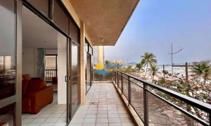 Apartamento com 4 dormitórios à venda, Edifício Frente Mar na Praia das Pitangueiras - Guarujá/SP