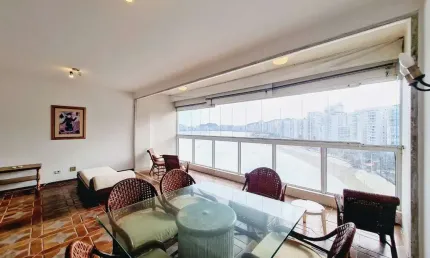 Apartamento com 4 dormitórios à venda, 210 m² por R$ 1.400.000,00 - Pitangueiras - Guarujá/SP