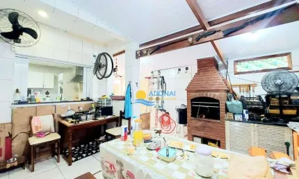Casa com 3 dormitórios à venda, 150 m² por R$ 700.000,00 - Jardim Astúrias - Guarujá/SP
