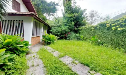 Casa com 4 dormitórios à venda, 190 m² por R$ 950.000,00 - Jardim Guaiuba - Guarujá/SP