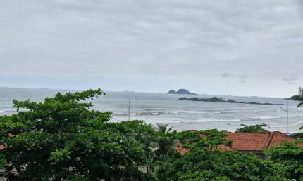Apartamento com 3 dormitórios à venda, 140 m² por R$ 650.000,00 - Pitangueiras - Guarujá/SP