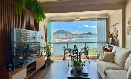 Apartamento à venda na Praia das Astúrias, 3 Quartos, Vista mar, 1 Vaga.