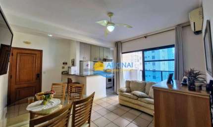 Apartamento com 2 dormitórios à venda, 65 m² por R$ 640.000,00 - Pitangueiras - Guarujá/SP