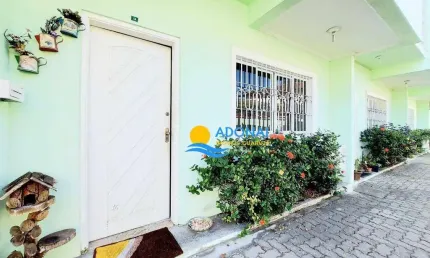 Casa TIPO VILLAGE  com 3 dormitórios à venda, 100 m² por R$ 550.000 - Jardim Helena Maria - Guarujá/SP