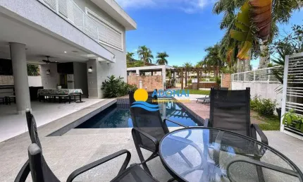 Casa com 5 dormitórios à venda, 350 m² por R$ 4.000.000,00 - Balneário Praia do Pernambuco - Guarujá/SP