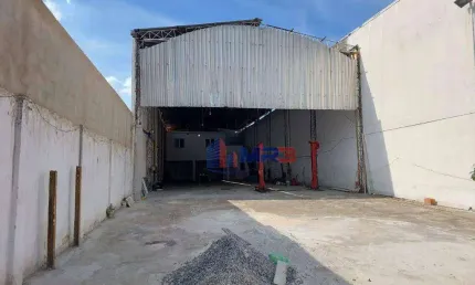 Barracão / Galpão / Depósito para alugar na Rua Edgard Werneck, 1300, Pechincha, Rio de Janeiro, 500 m2 por R$ 12.000